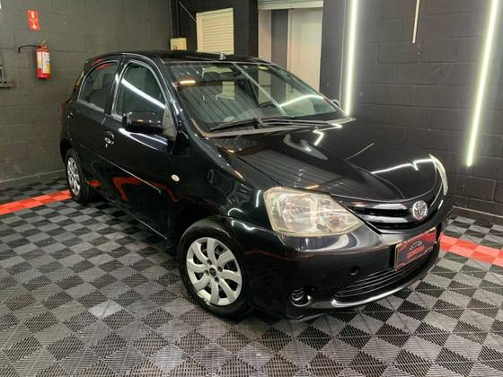 TOYOTA ETIOS 1.3 XS 16V FLEX 4P MANUAL